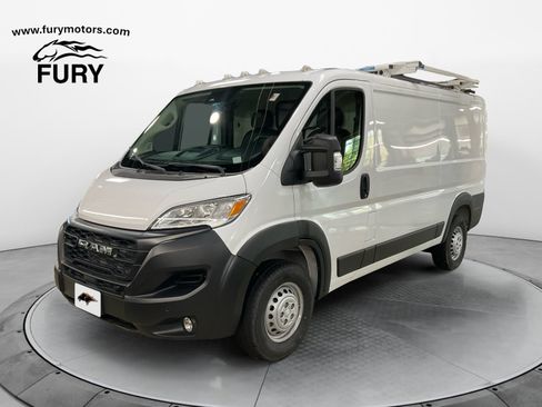 Used 2025 RAM ProMaster 2500 w/ Safety Group FWD image 8