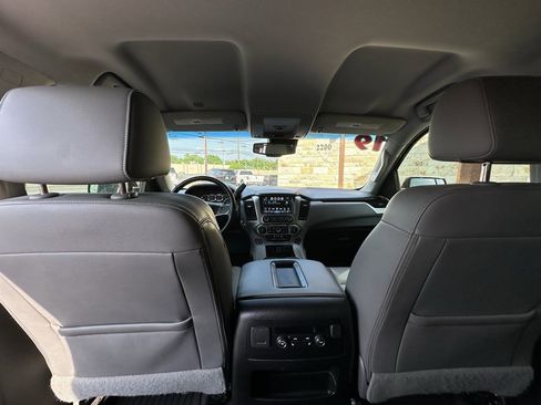 Used 2019 Chevrolet Suburban LT w/ Texas Edition Package image 8