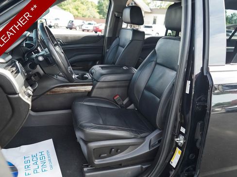 Used 2019 Chevrolet Suburban LT AWD/4WD image 6