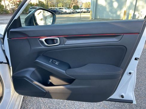 Used 2023 Honda Civic Sport image 24