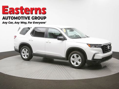 Used 2023 Honda Pilot LX image 48