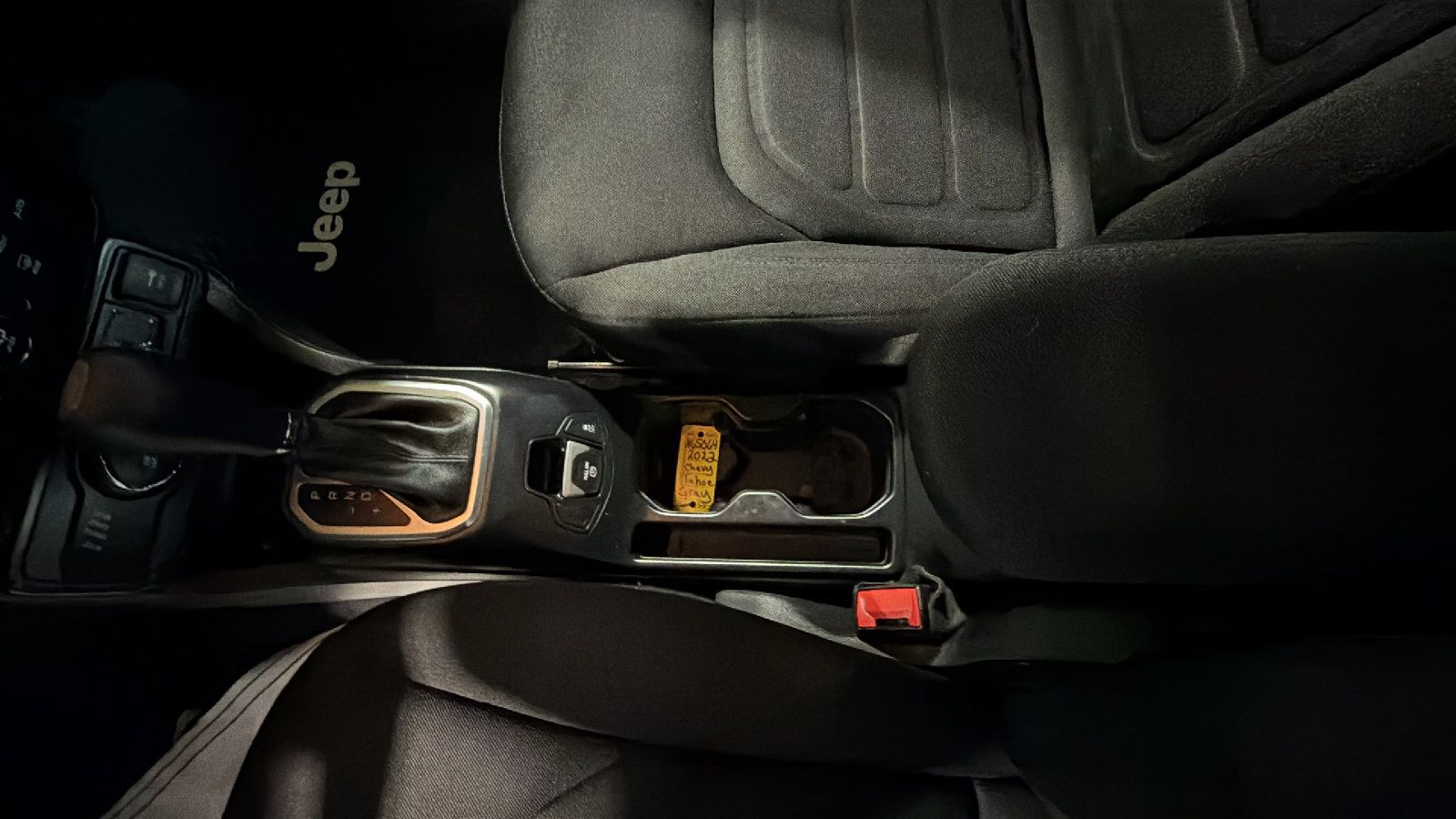 Used 2019 Jeep Renegade Latitude w/ Cold Weather Group AWD/4WD image 12