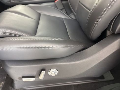 New 2025 Lincoln Navigator Reserve w/ Jet Appearance Package image 15