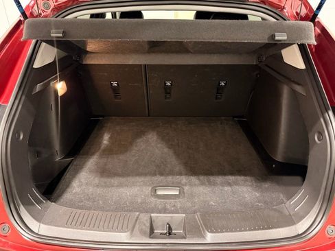 Used 2025 Chevrolet Trax LT w/ LT Convenience Package image 10