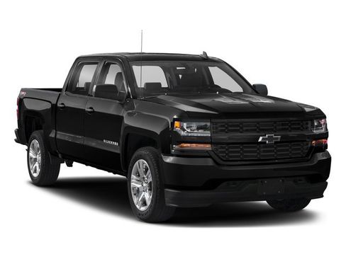 Used 2018 Chevrolet Silverado 1500 Custom w/ Custom Value Package AWD/4WD image 9