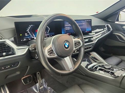 Used 2024 BMW X6 xDrive40i w/ Premium Package image 20