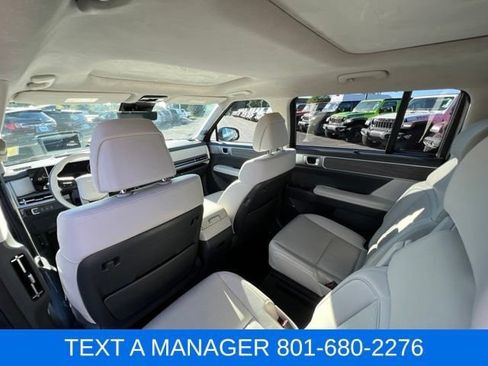 Used 2025 Hyundai Santa Fe Calligraphy AWD/4WD image 36