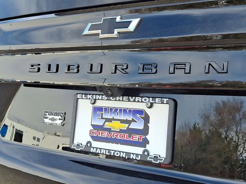 New 2026 Chevrolet Suburban Premier AWD/4WD image 19