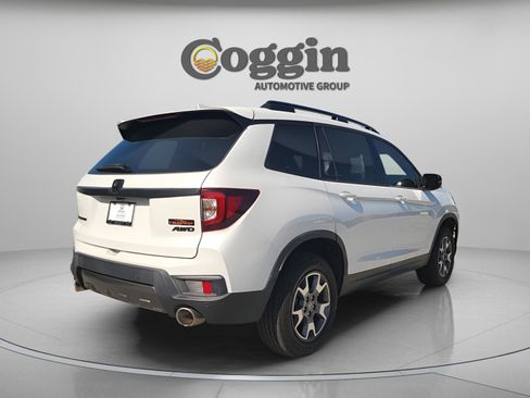 Certified 2022 Honda Passport TrailSport image 6