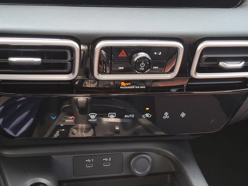 New 2027 Nissan Sentra SR w/ Floor Mat Package FWD image 21