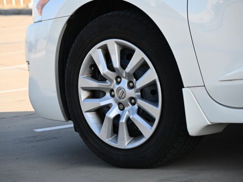 Used 2014 Nissan Altima 2.5 S w/ Display Audio Package image 36