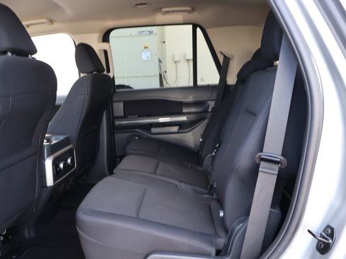 Used 2023 Ford Expedition XL image 15
