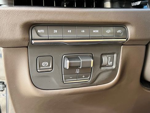 Certified 2025 Cadillac Escalade Premium Luxury w/ Touring Package image 27