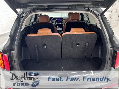 Used 2023 Kia Sorento SX Prestige image 34