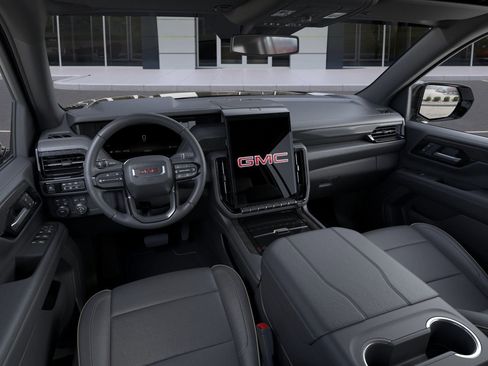 New 2025 GMC Yukon XL Elevation image 35