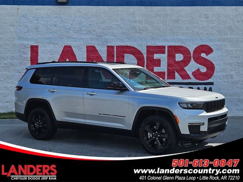Used 2024 Jeep Grand Cherokee L Limited w/ Black Appearance Package image 1