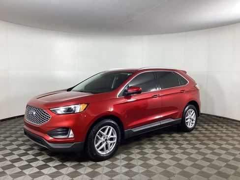 Used 2024 Ford Edge SEL w/ Convenience Package AWD/4WD image 5