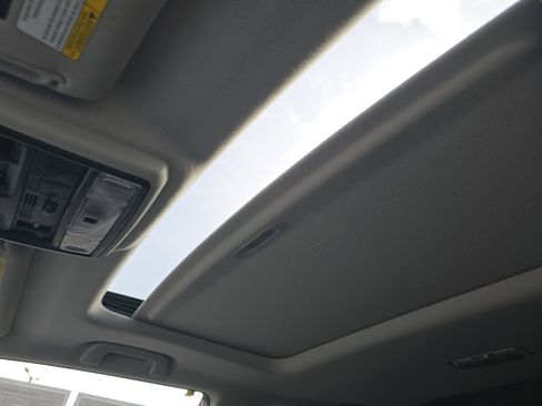 Used 2021 Toyota 4Runner Limited image 25