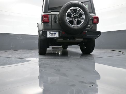 Used 2021 Jeep Wrangler Unlimited Sahara w/ Safety Group image 35