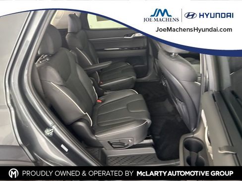 Certified 2025 Hyundai Palisade Limited image 13