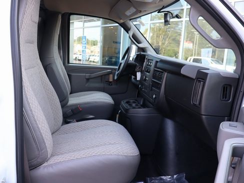 New 2025 Chevrolet Express 2500 Work Van w/ Driver Convenience Package image 8