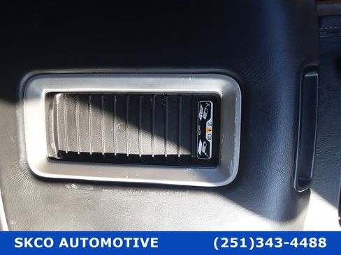 Used 2018 GMC Yukon Denali image 28