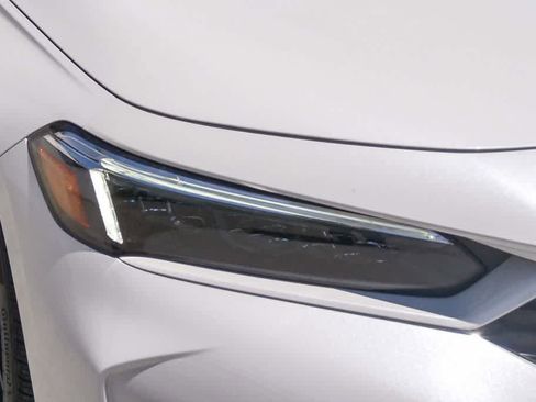 Used 2025 Honda Civic Sport image 4