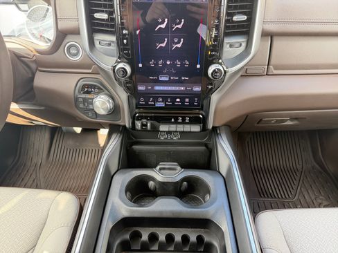 Used 2025 RAM 1500 Laramie w/ Laramie Southwest Edition AWD/4WD image 18