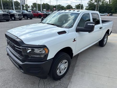 Used 2024 RAM 3500 Tradesman AWD/4WD image 10