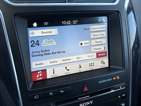 Used 2018 Ford Explorer Limited w/ Equipment Group 301A image 26