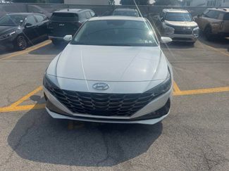 Used 2021 Hyundai Elantra SEL w/ Convenience + Premium Package FWD video 2