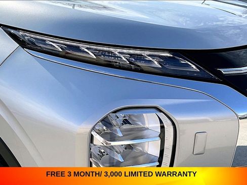 Used 2025 Mitsubishi Outlander ES AWD/4WD image 30