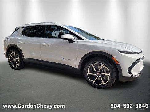 New 2026 Chevrolet Equinox EV LT image 7