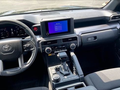 Used 2025 Toyota 4Runner TRD Off-Road AWD/4WD image 6