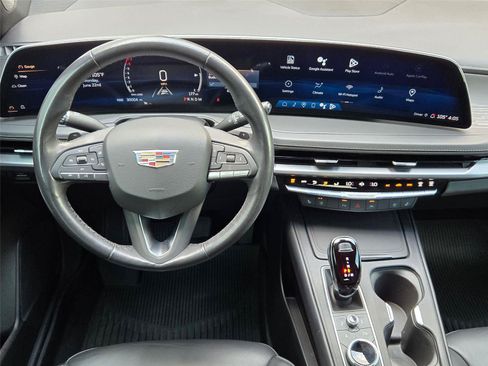 Used 2024 Cadillac XT4 Premium Luxury FWD image 14