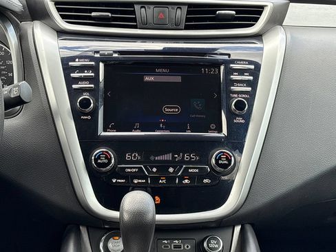 Used 2022 Nissan Murano S AWD/4WD image 16
