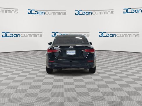 Used 2024 Nissan Sentra S image 7