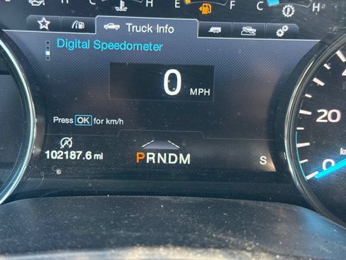 Used 2020 Ford F150 Lariat RWD image 15