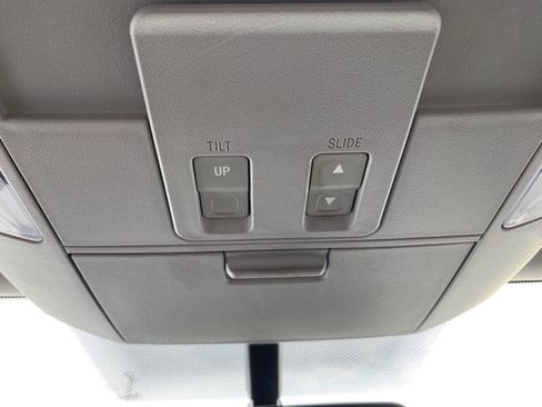 Used 2016 Toyota Tundra Limited image 38