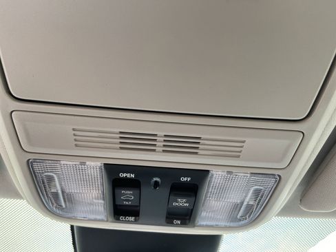 New 2026 Honda Odyssey EX-L image 41