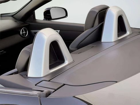 Used 2019 Mercedes-Benz SLC 300 image 13