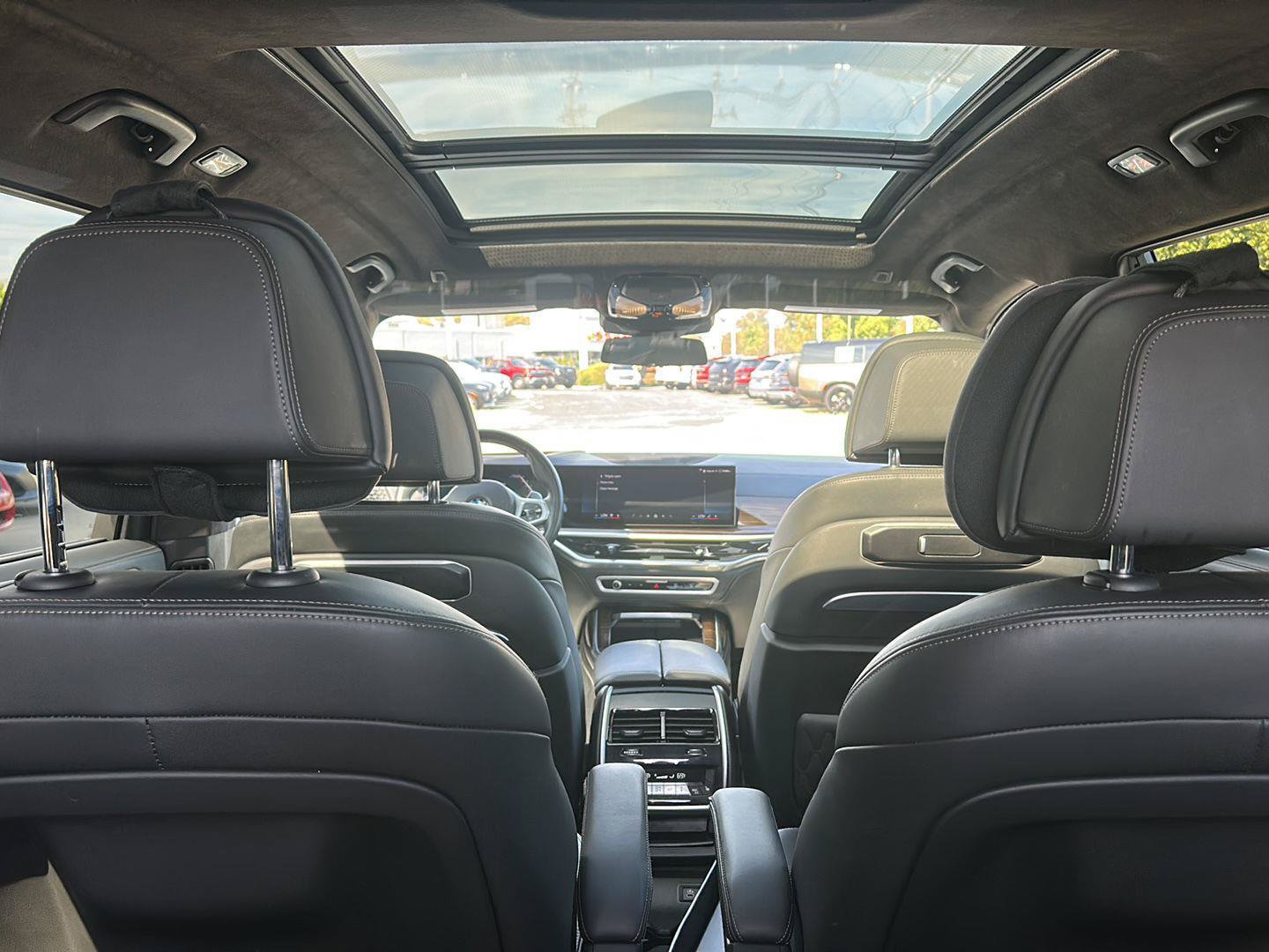 Used 2024 BMW X7 M60i w/ Executive Package AWD/4WD image 17