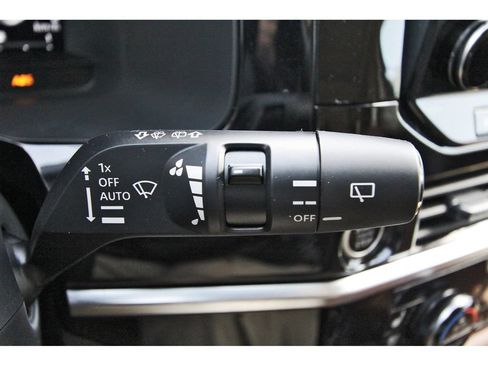 Used 2024 Nissan Pathfinder Platinum FWD image 22
