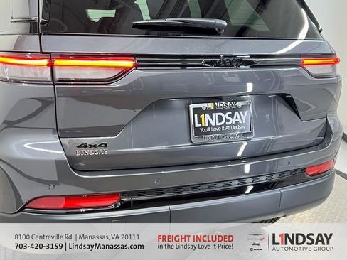 New 2025 Jeep Grand Cherokee Altitude image 7