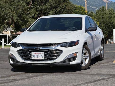 Used 2022 Chevrolet Malibu LS w/ LPO, Convenience Package 1 FWD image 1