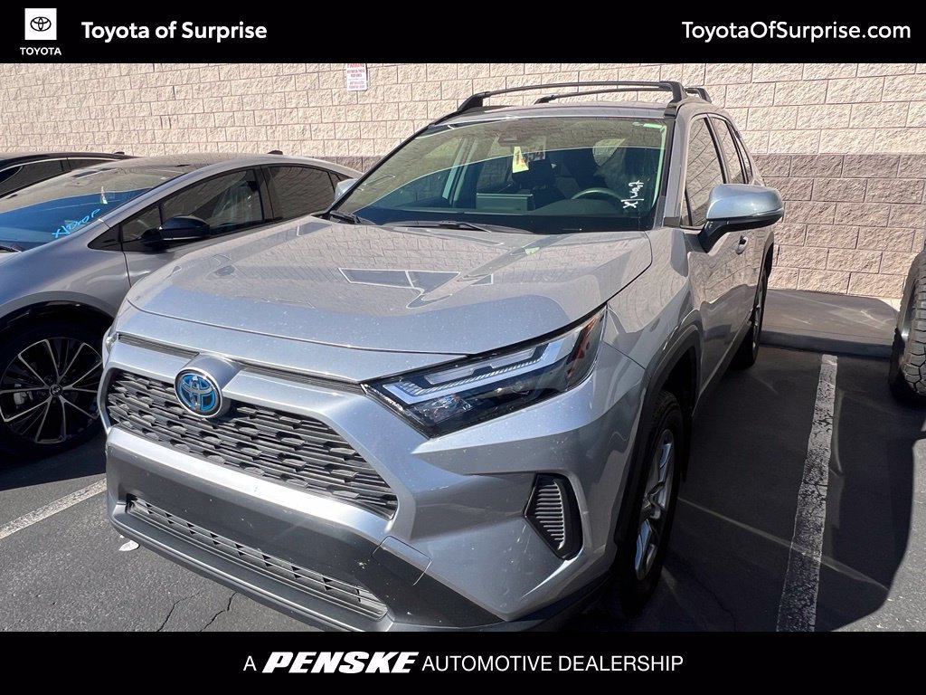 Used 2024 Toyota RAV4 LE AWD/4WD image 1