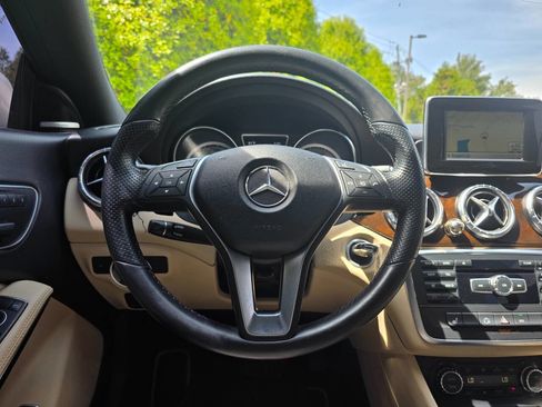 Used 2014 Mercedes-Benz CLA 250 image 20