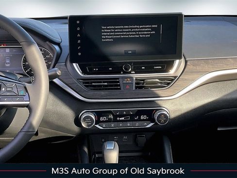 New 2025 Nissan Altima 2.5 SL image 6