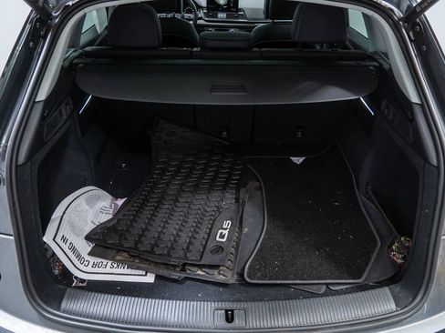 Used 2023 Audi Q5 2.0T Premium w/ Convenience Package image 27