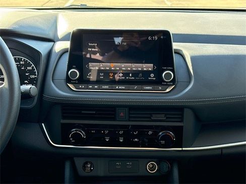 Certified 2025 Nissan Rogue S image 14